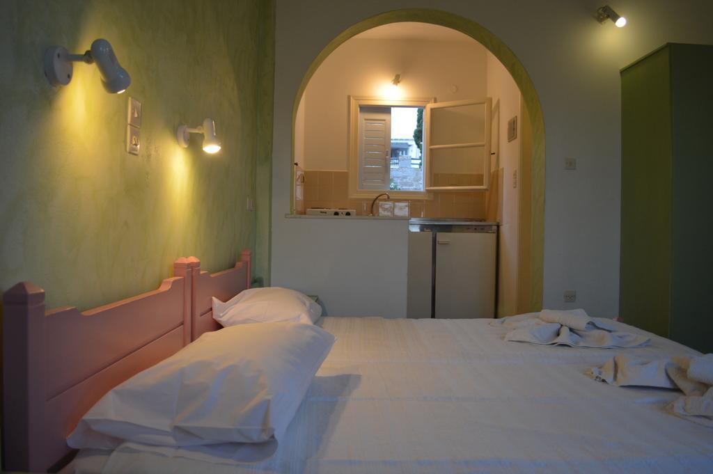 Villas Georgy Párosz Szoba fotó